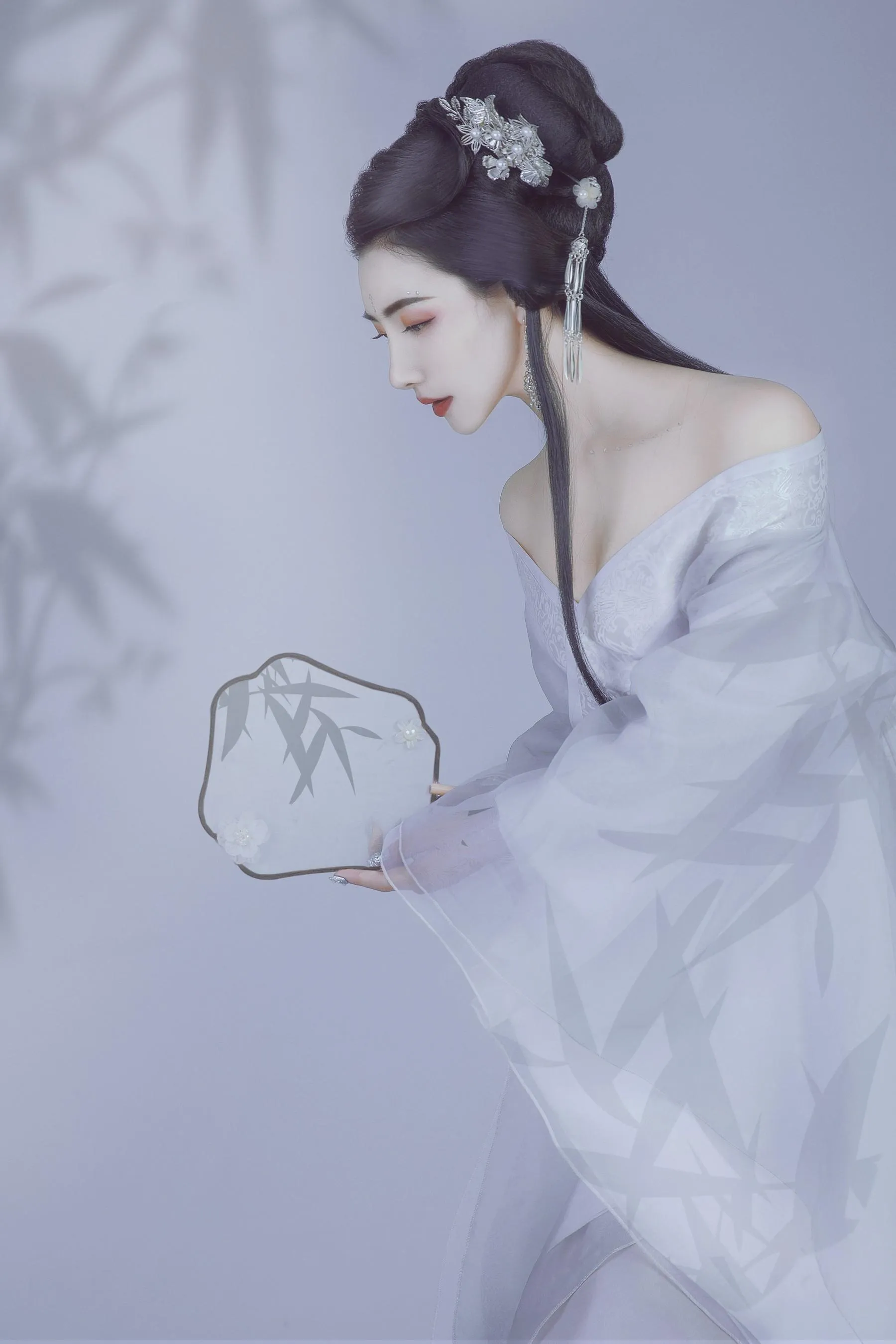 [YITUYU艺图语]2022.01.06 清月盈 唯宝 [22P]插图